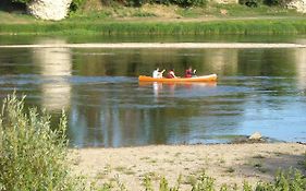 Camping De Marcilly Sur Vienne